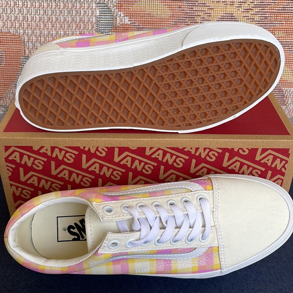 Vans WMNS Old Skool Stacked 
Pastel Picnic Pink Plaid
VN0A7Q5MGBX
Platforms - Picture 4 of 16